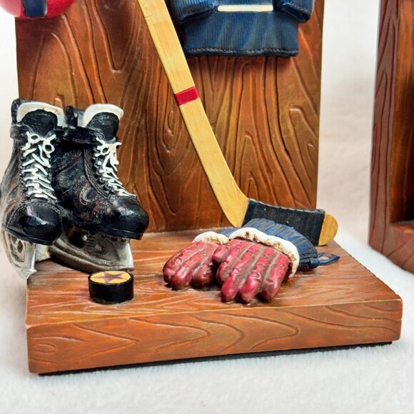 Russ Berrie & Co Hockey Theme Sports 1 Bookend Hand Painted Resin 6”x4” - Picture 3 of 15